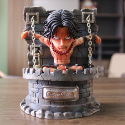 Figurine One Piece Portgas D. Ace Emprisonné