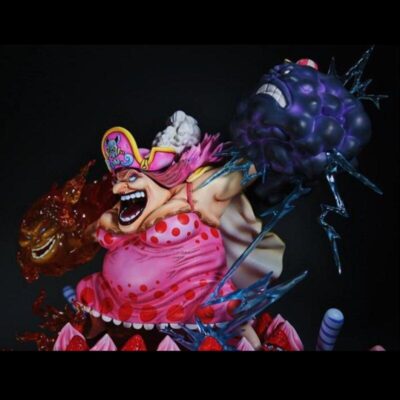 ONE PIECE Statue Charlotte Linlin Big Mom – Image 3