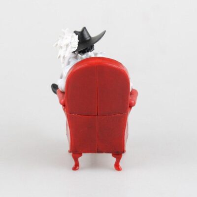 Figurine Mihawk œil De Faucon Assis – Image 3